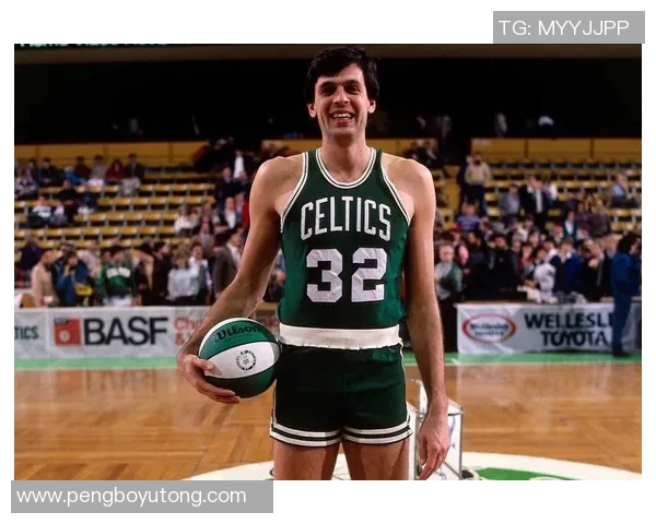 姚明的MBA之路：从篮球巨星到商业领袖的成功转型分析