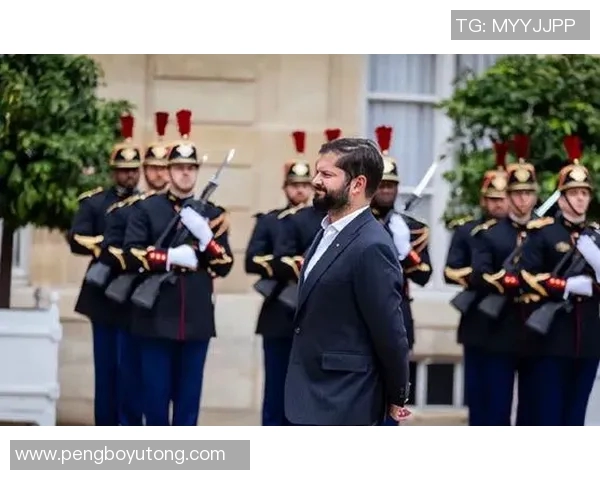 足球明星阿萨尔的传奇故事与辉煌成就揭示了他在绿茵场上的不凡魅力 足球明星阿萨尔的传奇故事与辉煌成就揭示了他在绿茵场上的不凡魅力